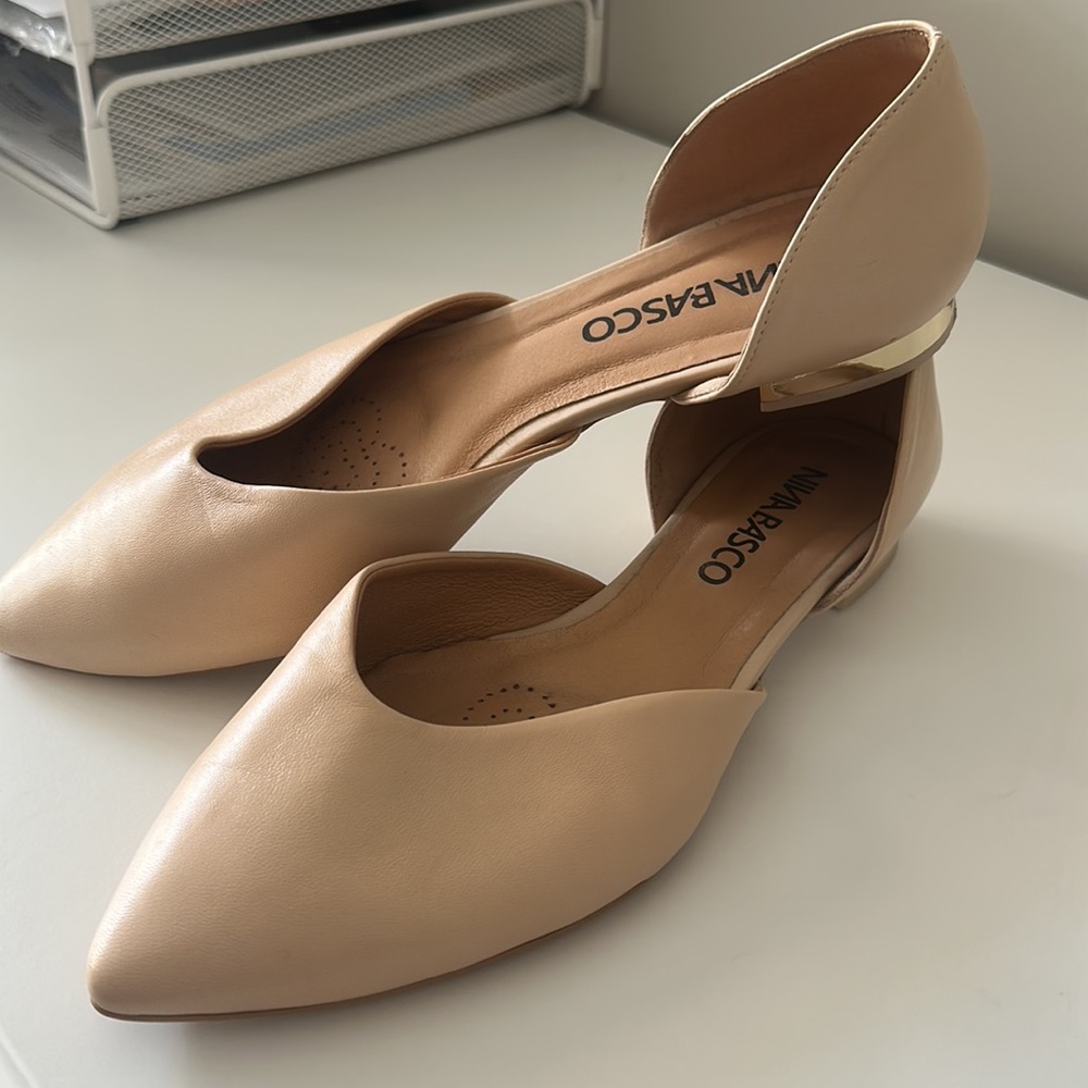 Nina Basco Leather Flats View 2